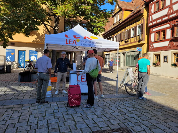Informationsstand der Ludwigsburger Energieagentur (LEA e.V.) | Foto: Stadt Bönnigheim