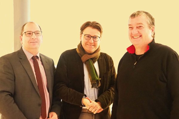 Daniel Renkonen (MdL, Grüne) mit Bürgermeister Seibold und Rolf Riecker
