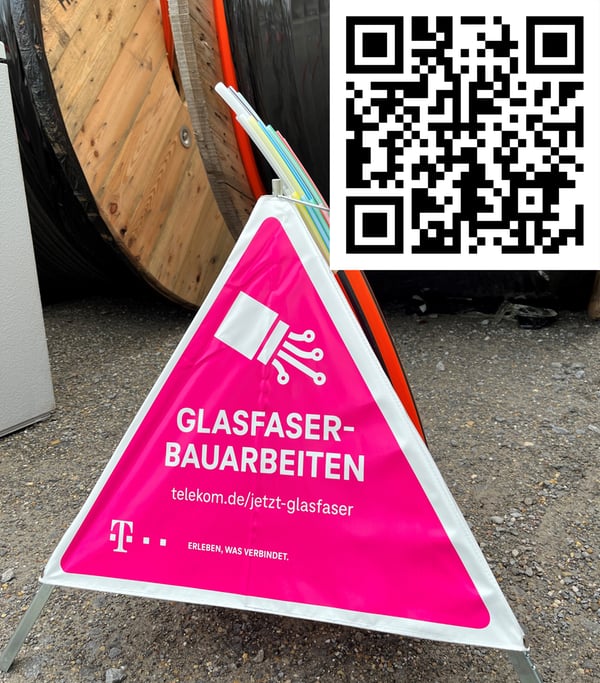 Symbol Glasfaser mit QR-Code