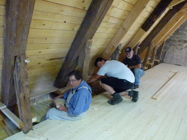 Links Hermann Martin, daneben Janik Joos und Georg Dutton