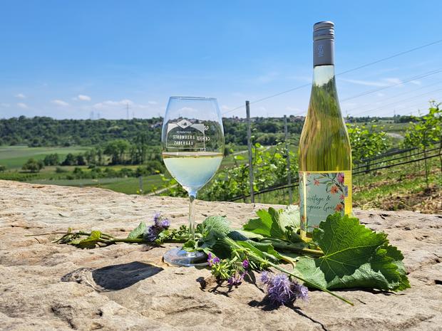 Kräuter und Wein