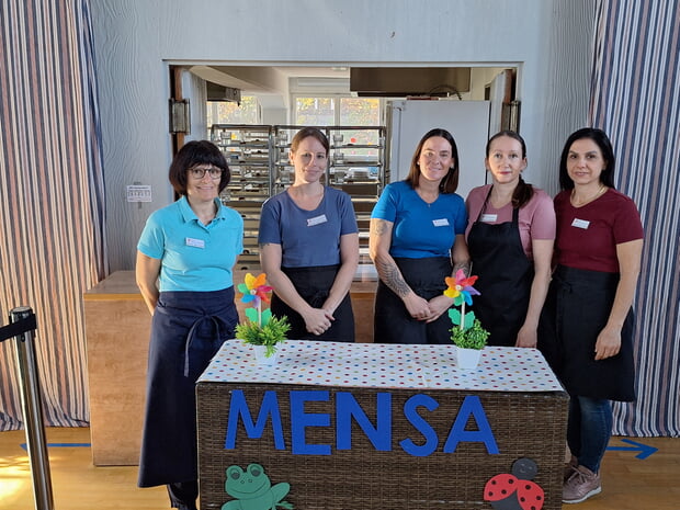 v.l.n.r Manuela Reichel, Sabrina Keck, Genoveffa Lang, Vira Nikoltseva, Gina Pardo