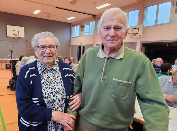 Die ältesten Teilnehmer am Seniorennachmittag, Frau Frintz und Herr Stengel