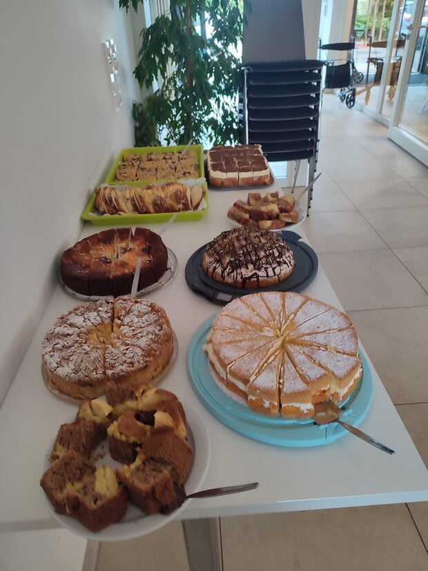 Leckeres Torten- und Kuchenbuffet gesponsert von den Skiclubfrauen