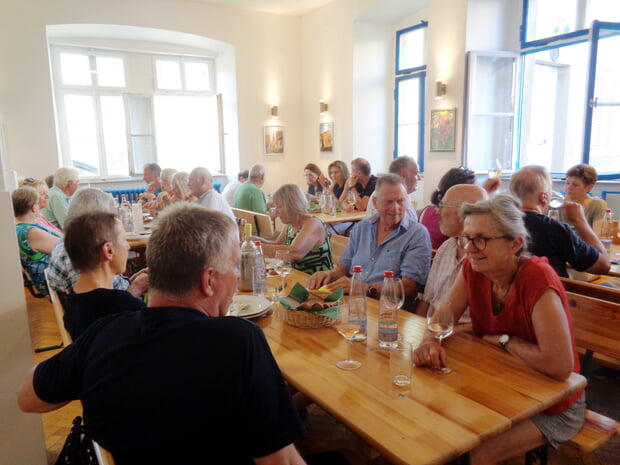 Gut besuchtes Forellen- Grillfest der Freunde der Vinothek Bönnigheim e.V.